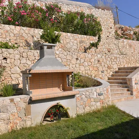 Gold Sun Villa *