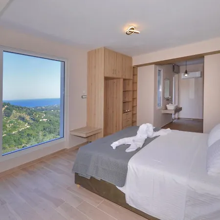 Gold Sun Villa *