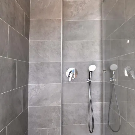 Gold Sun Villa Ratzaklíon